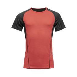 Triko DEVOLD Running Merino 130 T-Shirt M Cayenne